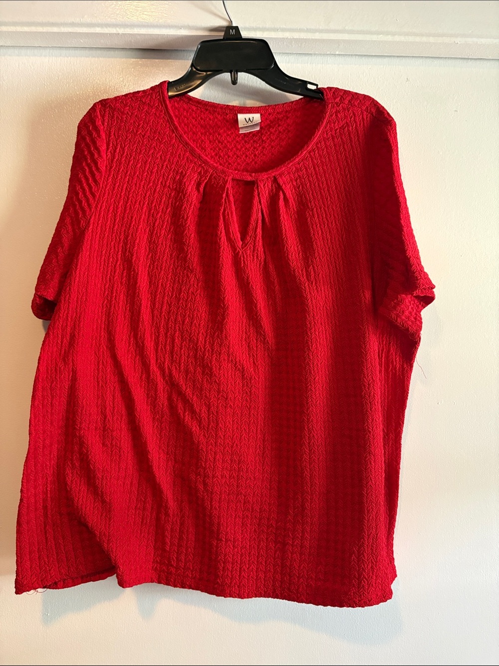 W by Worth Vibrant Red Short-Sleeve Textured Knit Top with Keyhole